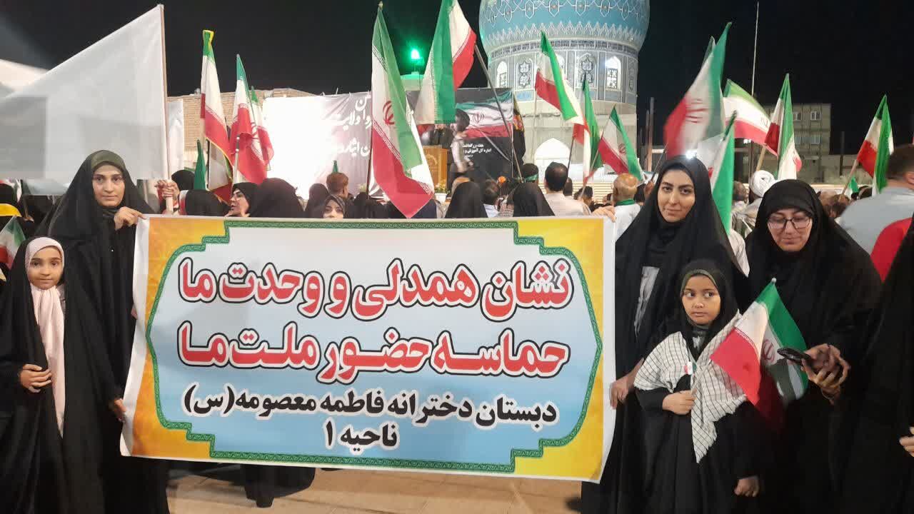 حضور حماسی مدارس قم در تجمعات شبانه آستان مقدس امامزاده موسی مبرقع(ع)