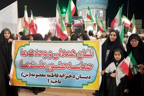 حضور حماسی مدارس قم در تجمعات شبانه آستان مقدس امامزاده موسی مبرقع(ع)