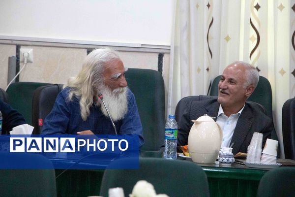 نشست‌خبری مدیرکل آموزش و پرورش استان یزد