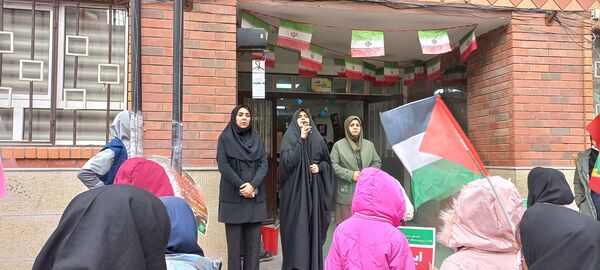 برگزاری جشن پیروزی مقاومت و اعلام حمایت دانش‌آموزان منطقه پردیس از غزه و لبنان
