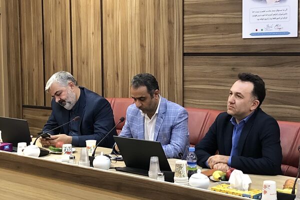 مراسم تقدیر از سفیران مدرسه سازی در اداره کل آموزش و پرورش شهرستانهای استان تهران 