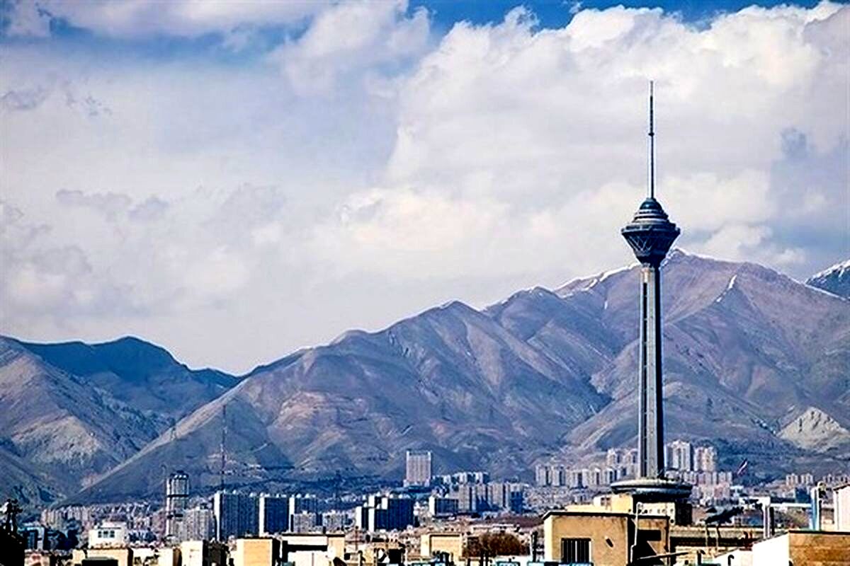 هوای تهران در وضعیت «قابل قبول» 