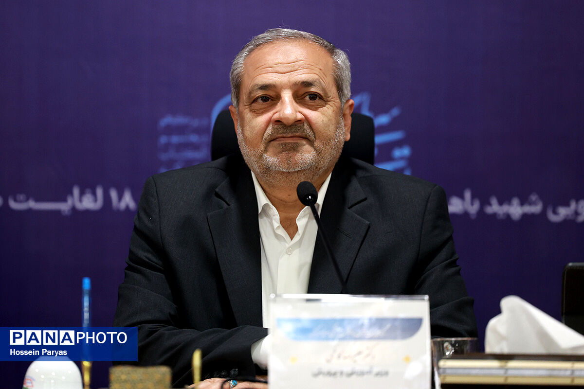 معماری برنامه‌های پرورشی و فرهنگی مبتنی بر مدرسه ‌طراحی شود