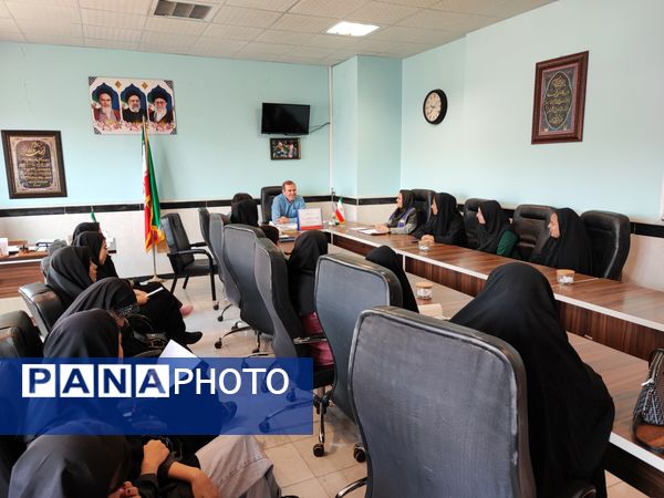 تقدیر از دانش‌آموز خبرنگاران پانا در شهرستان سملقان