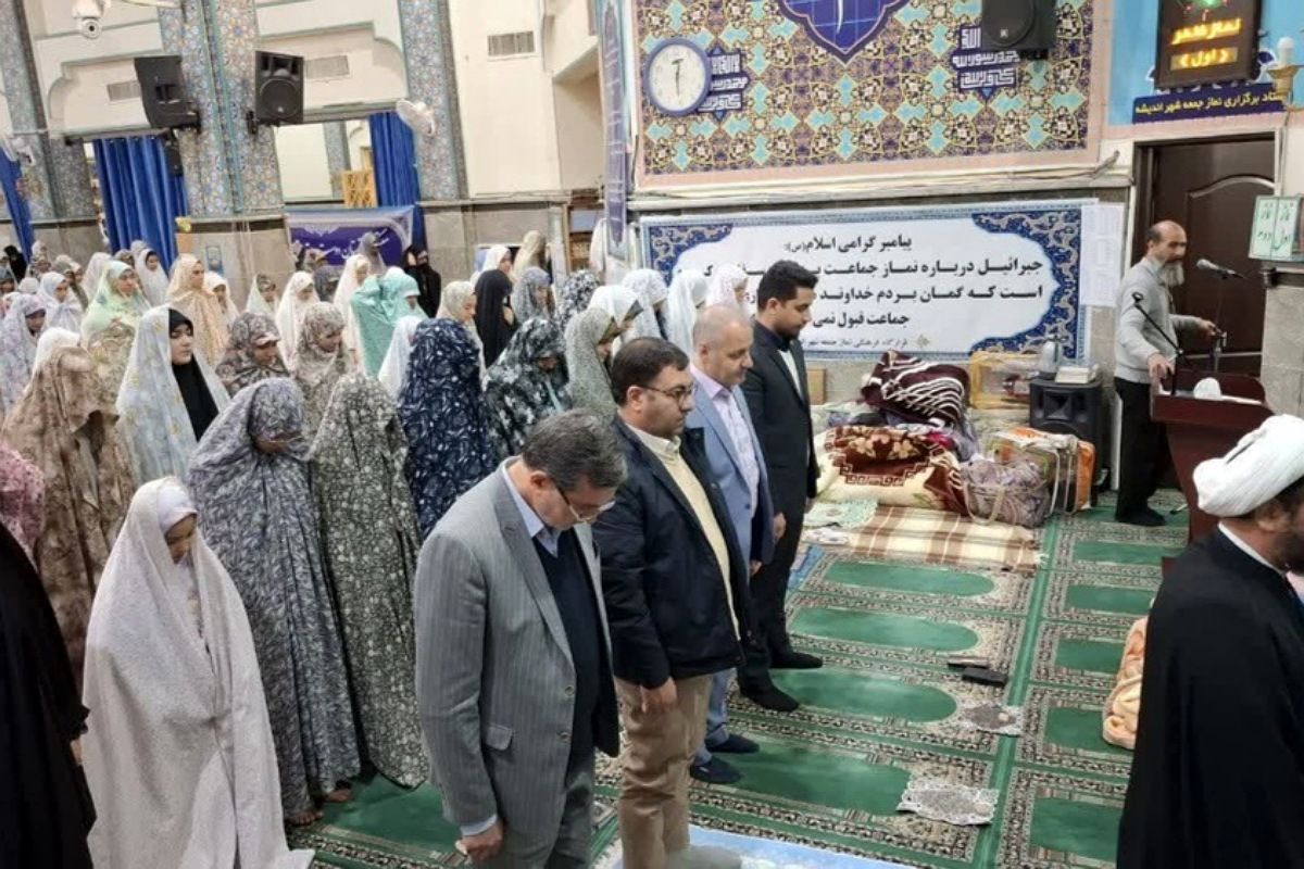 ۵۳۹۱ دانش‌آموز شهریاری در آیین معنوی اعتکاف شرکت کردند