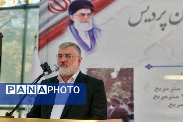 آیین خشت گذاری و افتتاح مدارس در منطقه پردیس با حضور استاندار تهران و مدیر کل شهرستانهای استان تهران 