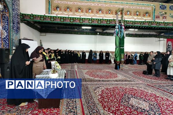 جلسه انجمن اولیا و مربیان دبیرستان هوشنگی مشهد