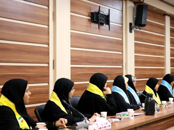 نشست گزارش عملکرد مجری‌شو و خبرنگارشو در سازمان دانش‌آموزی خراسان رضوی