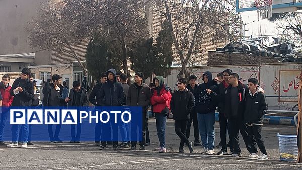 روز سوم  از مسابقات گل کوچک دبیرستان شاهد ابوذر غفاری نیشابور