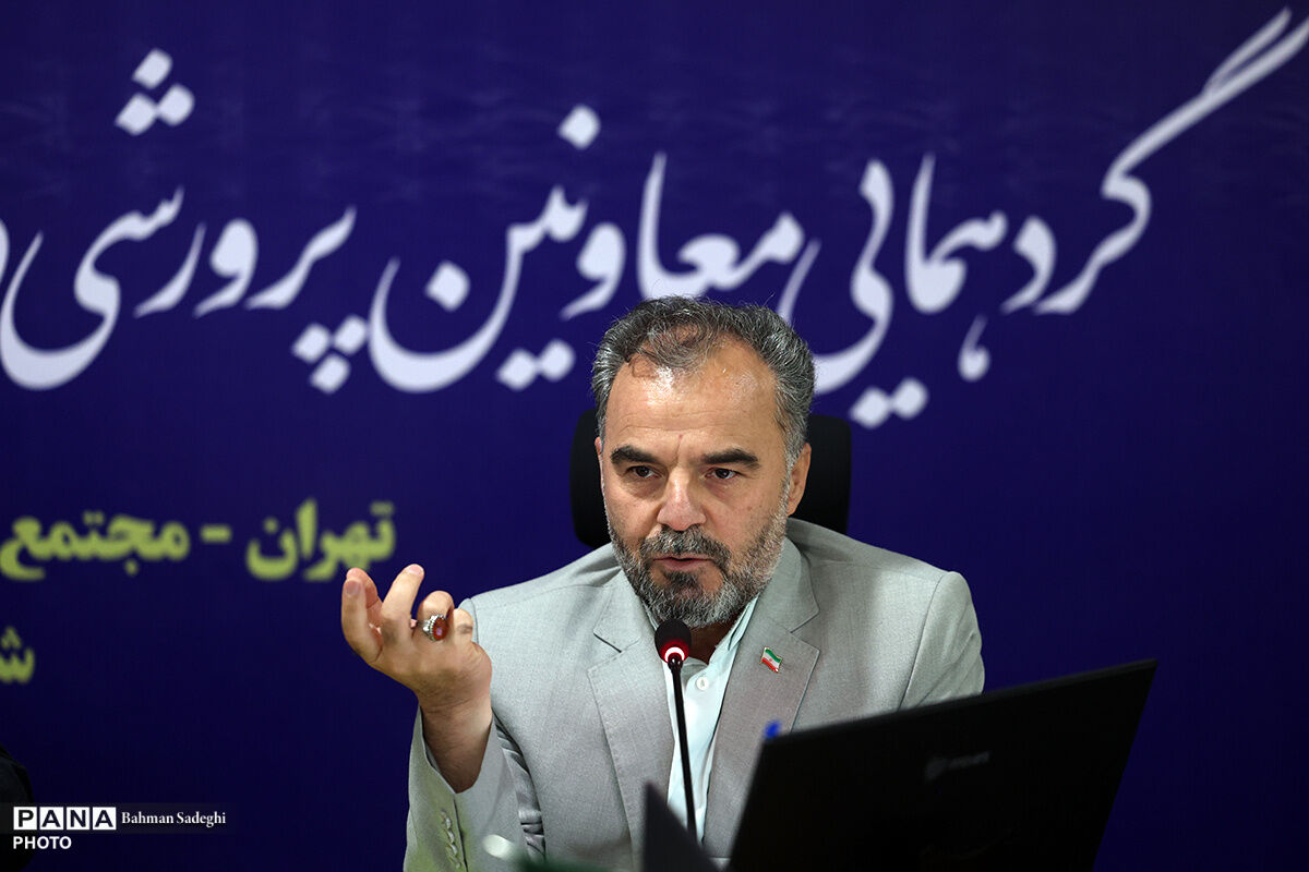 نهادینه‌سازی عمیق نماز و ارتقاء کیفی فضای معنوی مدارس در سال تحصیلی جدید