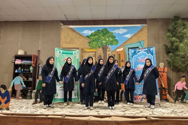 همایش همیاران مشاور دختران متوسطه اول و دوم در کانون شهید آوینی 