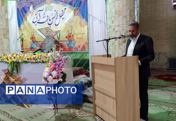  محفل انس با قرآن کریم در شهرستان خاتم 