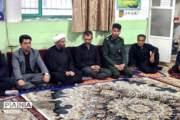 حضور پرشور فرهنگیان و دانش‌آموزان مانه در آیین جاماندگان وداع با امام شهید