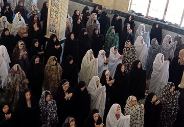 گردهمایی مؤمنان در مسجد فیروزآباد 