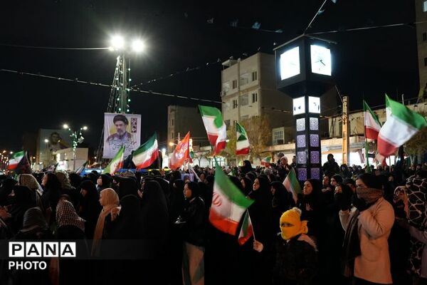 بیعت مردم غیور باقرشهر و کهریزک با سومین رهبر انقلاب اسلامی 