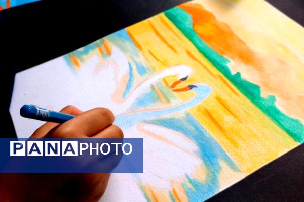 مسابقات هنر و خلاقیت دانش‌آموزان در مدرسه ۱۰ دی