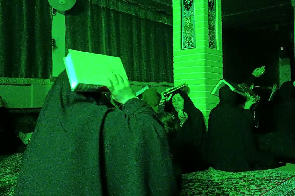 برگزاری مراسم شب قدر در حسینیه بیت الرباب قیامدشت ری 