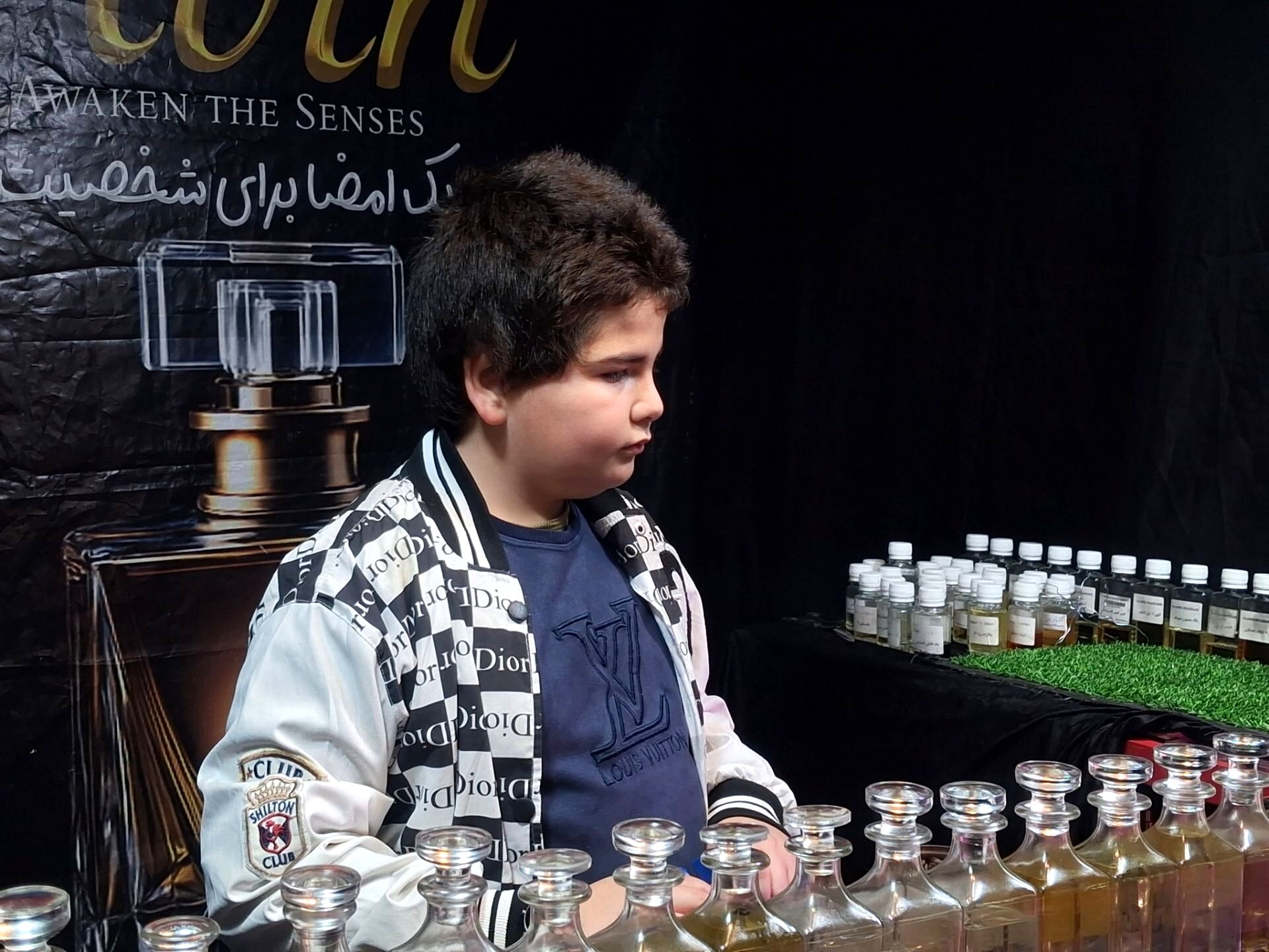 نمایشگاه عرضه مستقیم کالا ،سوغات و هدایا، صنایع دستی در شهرستان کاشمر 