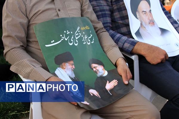 برنامه تلویزیونی محفل قرآنی خــادم الرضــا