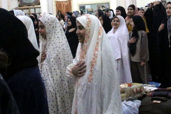 مراسم معنوی اعتکاف در مسجد الزهرا(س) قیامدشت