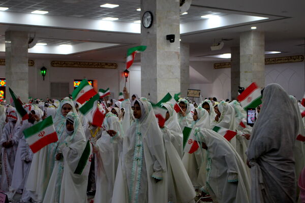 جشن تکلیف ۵۰۰۰ دانش‌آموز دختر بندرعباسی 