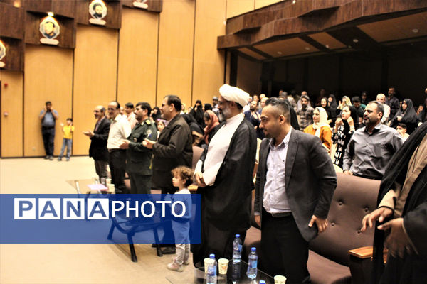 کارگاه نمایشنامه خوانی و نقد فیلم دفاع مقدس در قم