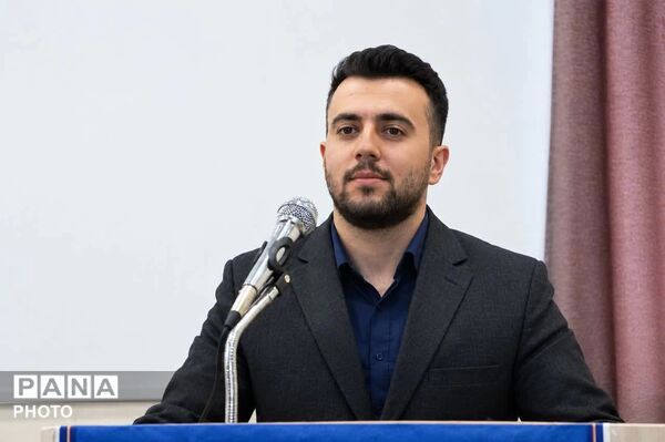 مجمع عمومی مدیران و آموزگاران مقطع ابتدایی شهرستان کوهپایه