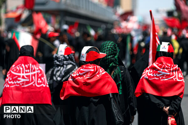 تشییع پیکر رهبر شهید انقلاب در مشهد مقدس-۲