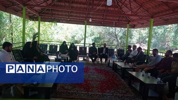 جلسه هماهنگی طرح ملی نهضت سلامت در اردوگاه شهید بهشتی یاسوج