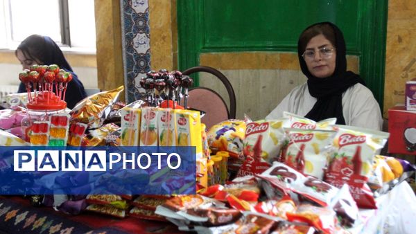 بازارچه دانش‌آموزی دبیرستان سپیده کاشانی ناحیه۱ 