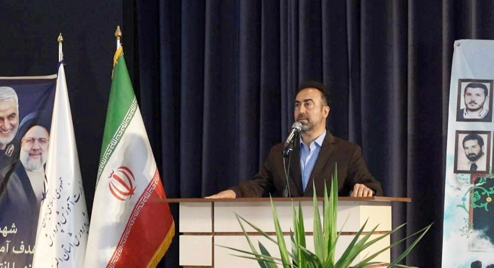 معلمان در دوران دفاع مقدس نقشی مؤثر در ترویج ارزش‌های دینی و ملی داشتند