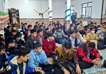 جشن میلاد با سعادت امام زمان (عج) در آموزشگاه جدلی ناحیه دو شهرری 