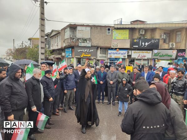 بیعت مردم آق قلا با رهبر جدید
