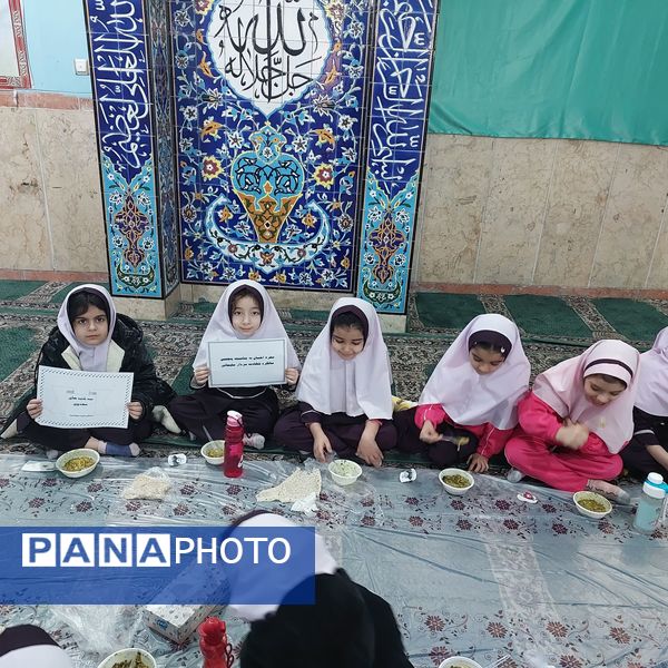 زیارت شهدای گمنام به نیابت از شهید سلیمانی