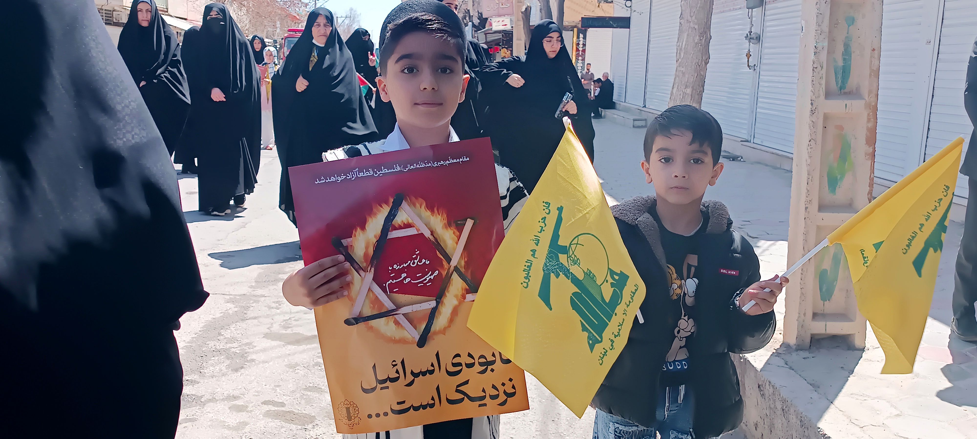 مردم فارسان یکپارچه در حمایت از قدس به خیابان آمدند