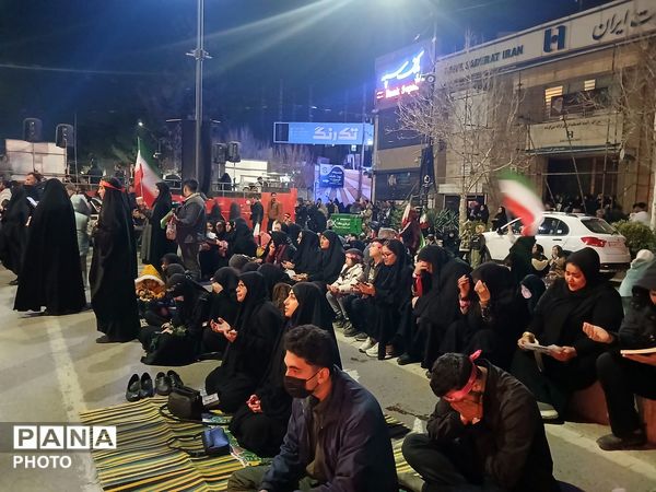 حضور پر شور و حماسی مردم نیشابور در هشتمین روز از شهادت امام شهید خامنه ای