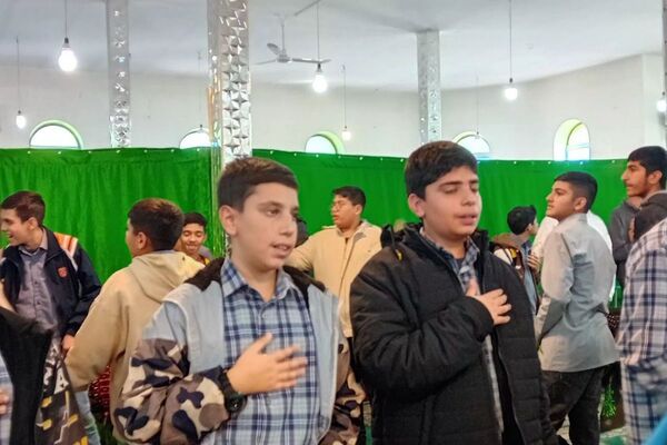 برگزاری پیاده‌روی عظیم فاطمیه در فیروزکوه