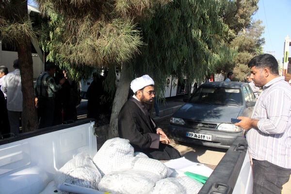 اعزام نخستین گروه از دختران دانش‌آموز ناحیه یک قم به اردوی راهیان نور