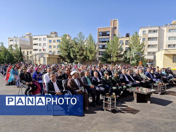  نواخته شدن زنگ مهر و برگزاری جشن بازگشایی مدارس عشایری استان فارس