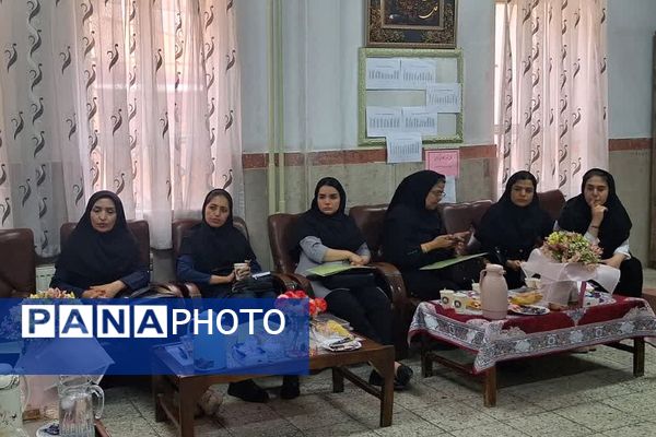 برگزاری جلسات هماهنگی با شبکه بهداشت شهرستان ری در راستای طرح ملی نماد