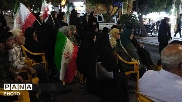 کافه گفتگوی حسینیه امام خمینی در نود و نهمین شب 