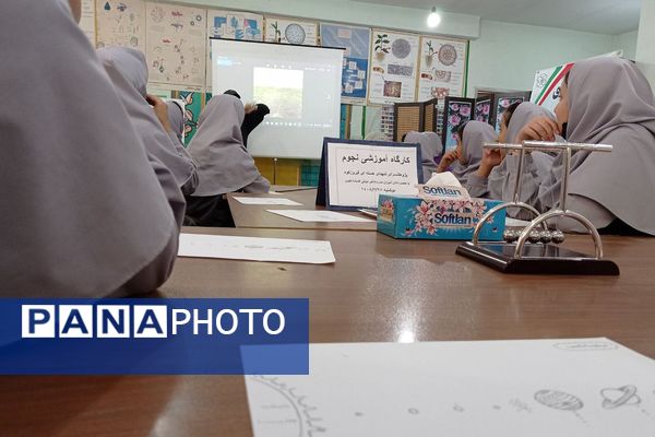 بازدید دانش‌آموزان سال اولی دبیرستان اندیشه‌نفیس شهرستان فیروزکوه از پژوهش‌سرا