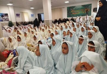 برگزاری مراسم جشن تکلیف ۳۶۰ دانش آموز فاروجی
