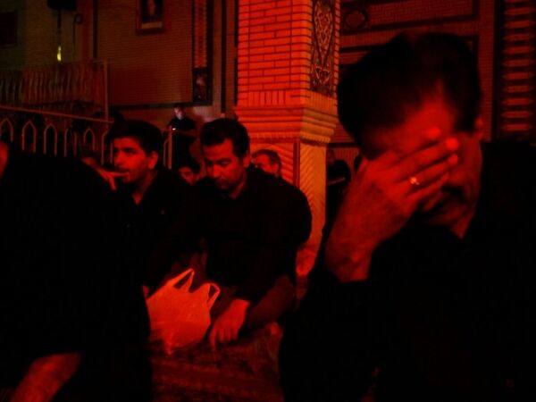 حضور حماسی جوانان و نوجوانان در شب هشتم محرم کاشمر