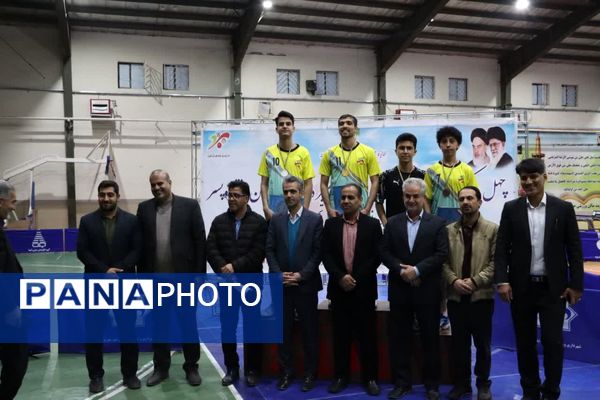  اختتامیه اولین روز از چهل و یکمین دوره مسابقات استانی تنیس روی میز در مهریز