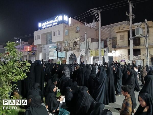 مردم با شعار «مرگ بر آمریکا» تجدید بیعت کردند