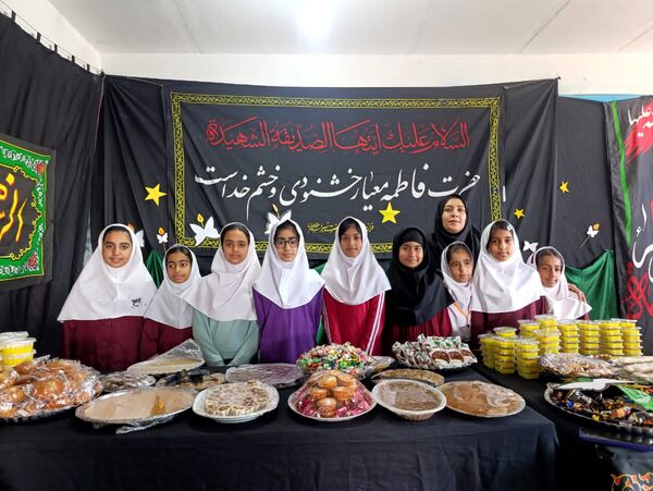 سوگواره فاطمی در دبستان شهید تنیده بندرعباس