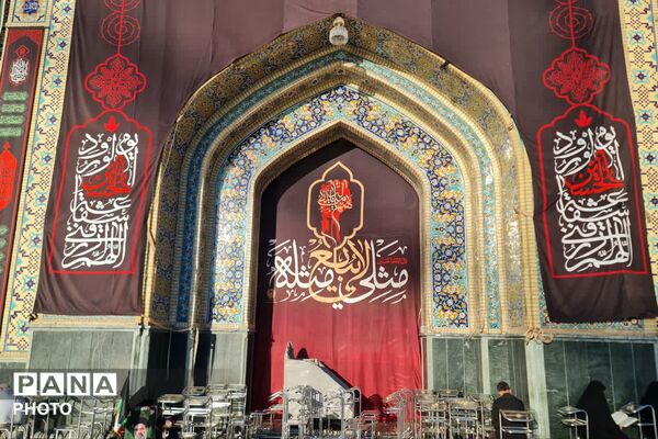 آماده‌سازی حرم مطهر رضوی برای مراسم تشییع پیکر رهبر شهید