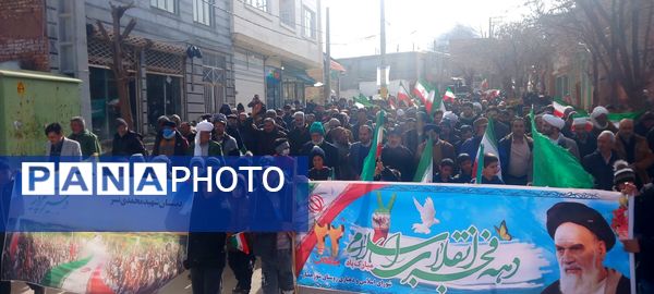 حضور پرشور مردم جلگه رخ در راهپیمایی بزرگداشت ۲۲ بهمن ماه