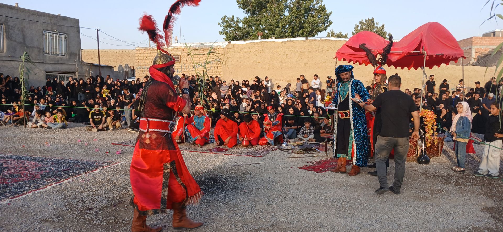 آیین تعزیه‌خوانی در عاشورای حسینی در روستای حسین آباد شیروان